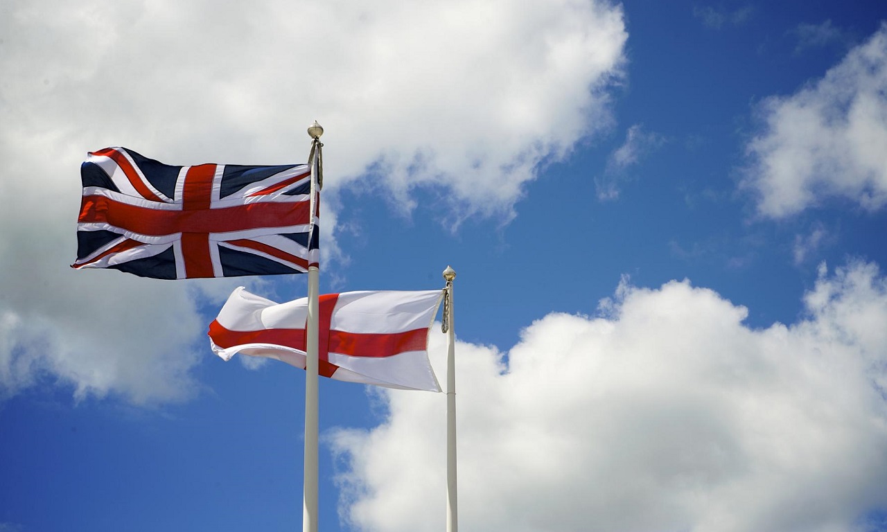 English and Union Flag